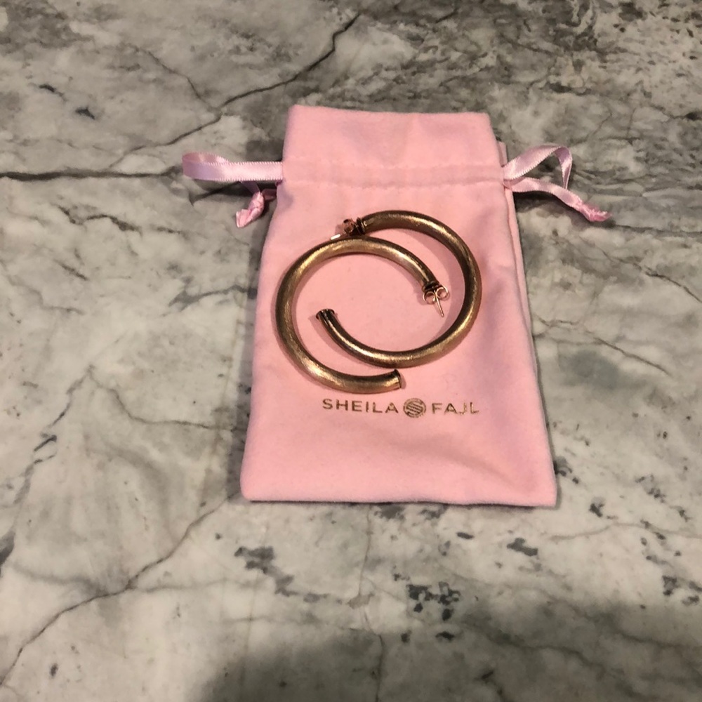 Shelia Fajl Arlene Hoops